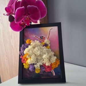 Балеринка със скандинавски мъх