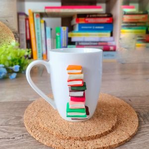 Чаша с книги, декорирана с полимерна глина