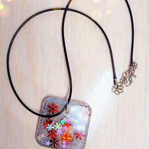 Колие "Снежинки" от епоксидна смола
