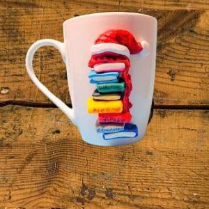 Чаша с книги, декорирана с полимерна глина