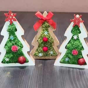 Коледни елхички със скандинавски мъх