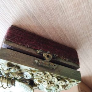 Дървена кутия за бижута Дървена кутия за бижута