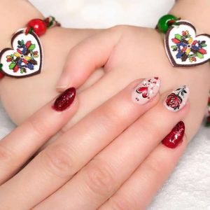 Мартеница с Шевица Сърце