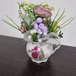 Винтиж каничка - декорация за Великден Винтиж каничка - декорация за Великден