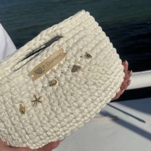 Ръчно плетена чанта с морски детайли Ръчно плетена чанта с морски детайли