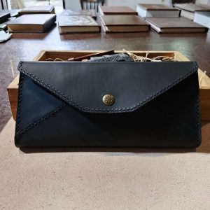 Дамски клъч портфейл от естествена кожа