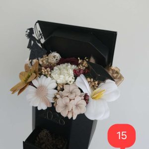 Кутия абитуриентска шапка номер 15