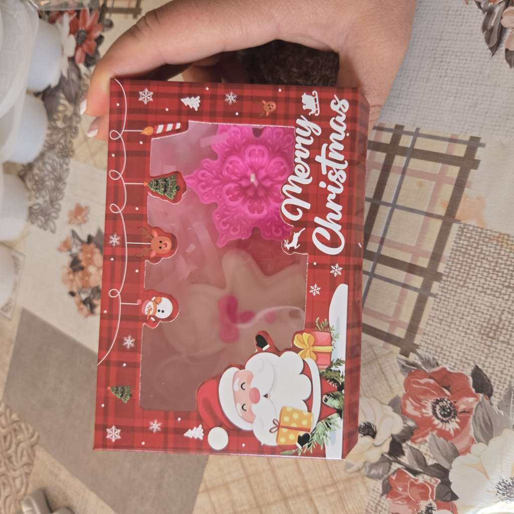 Коледен подаръчен комплект соеви свещи „Merry Christmas“ Коледен подаръчен комплект соеви свещи „Merry Christmas“