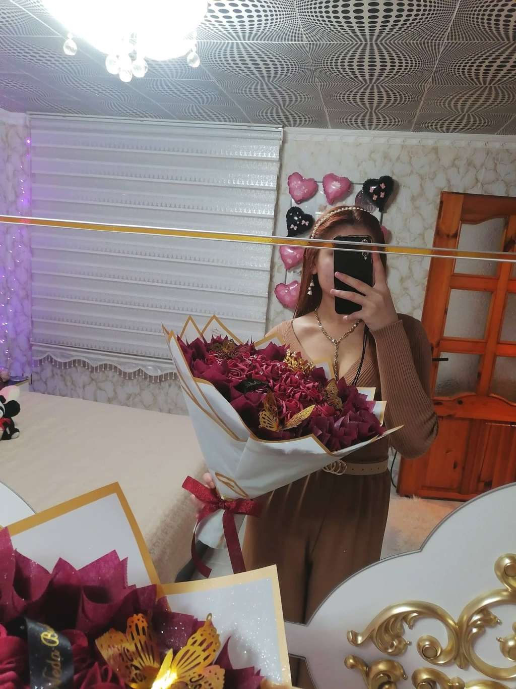 вечен букет от 51 рози и коронка вечен букет от 51 рози и коронка