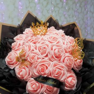 вечен букет с коронка