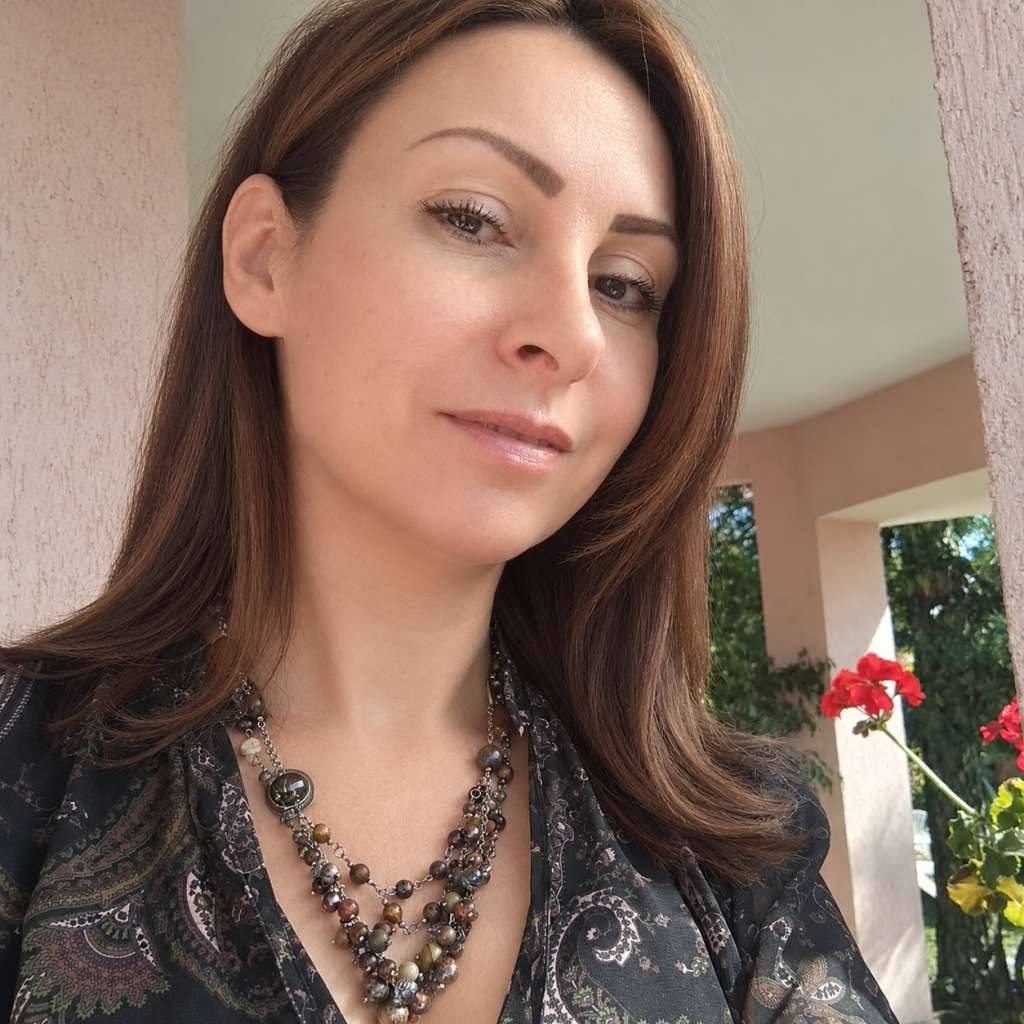 Винтидж колие в кафяво Винтидж колие в кафяво