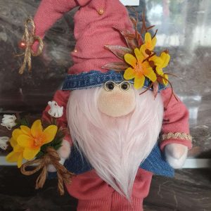 Ръчно изработен есенен гном